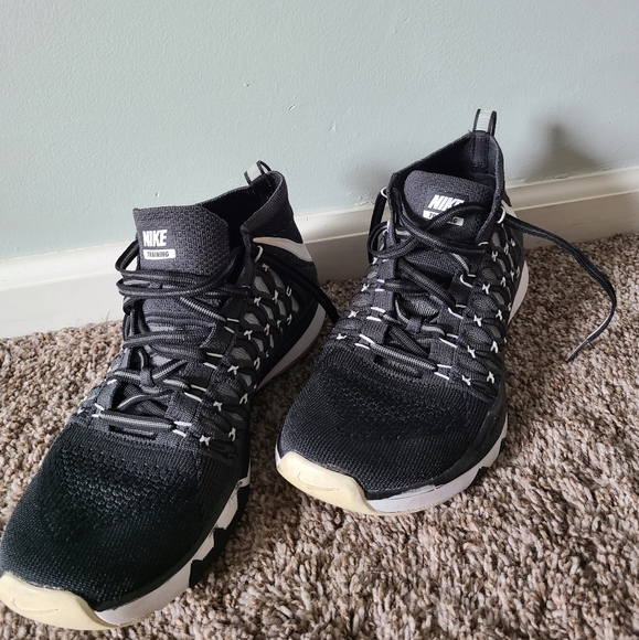 Nike Training Shoes - Picture 3 of 7